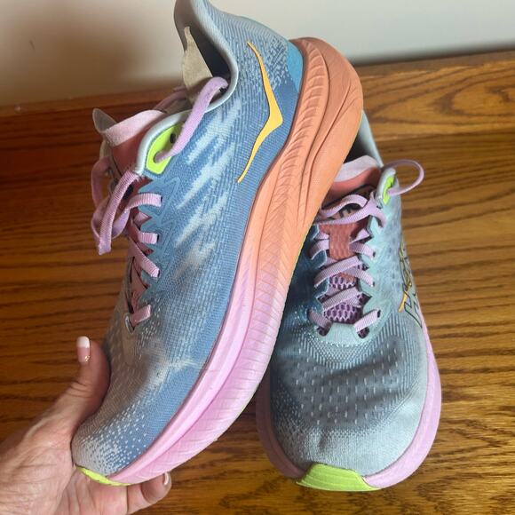 Hoka One One Mach 6 Women's Size 9.5B Running Shoes Gray Pink - Picture 2 of 9